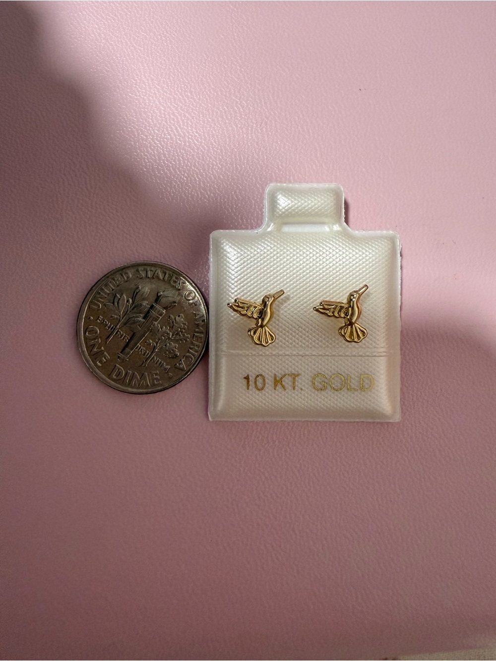 10 KT Gold Hummingbird Stud Earrings - Classic Gold